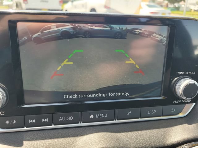 Certified 2025 Nissan Sentra S w/ Lighting Package FWD image 21