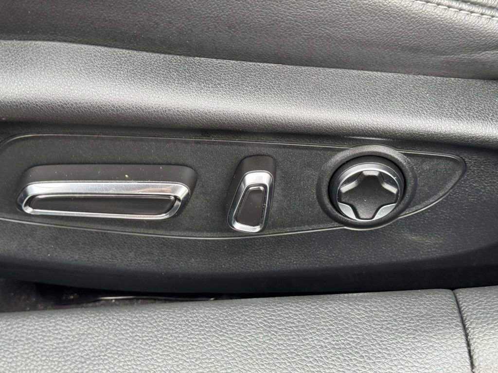 Certified 2023 Acura Integra A-Spec image 18