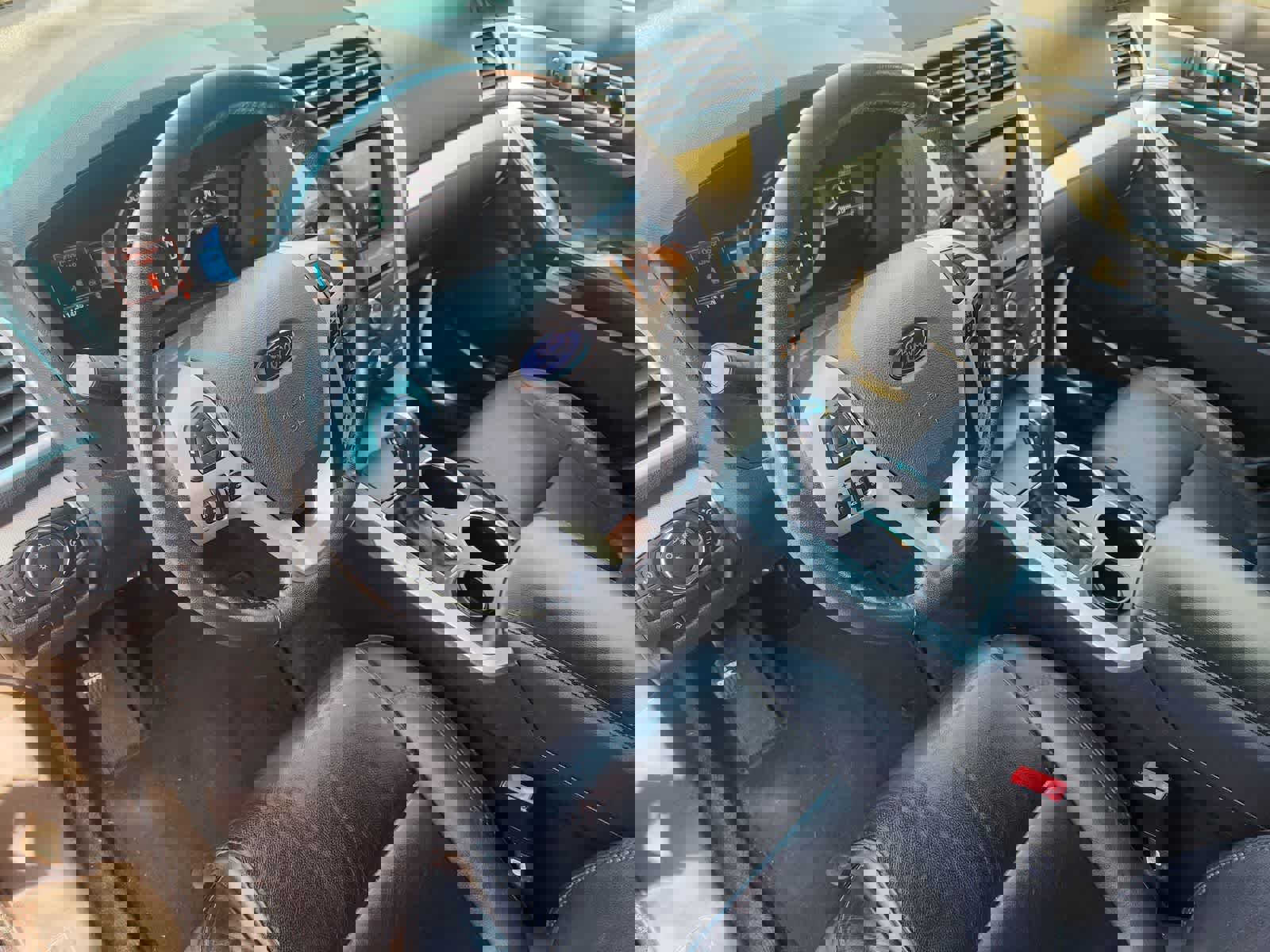 Used 2013 Ford Explorer XLT video 2