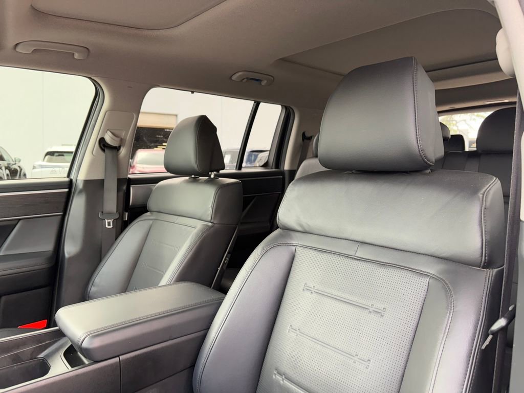 Used 2024 Hyundai Santa Fe Limited image 10
