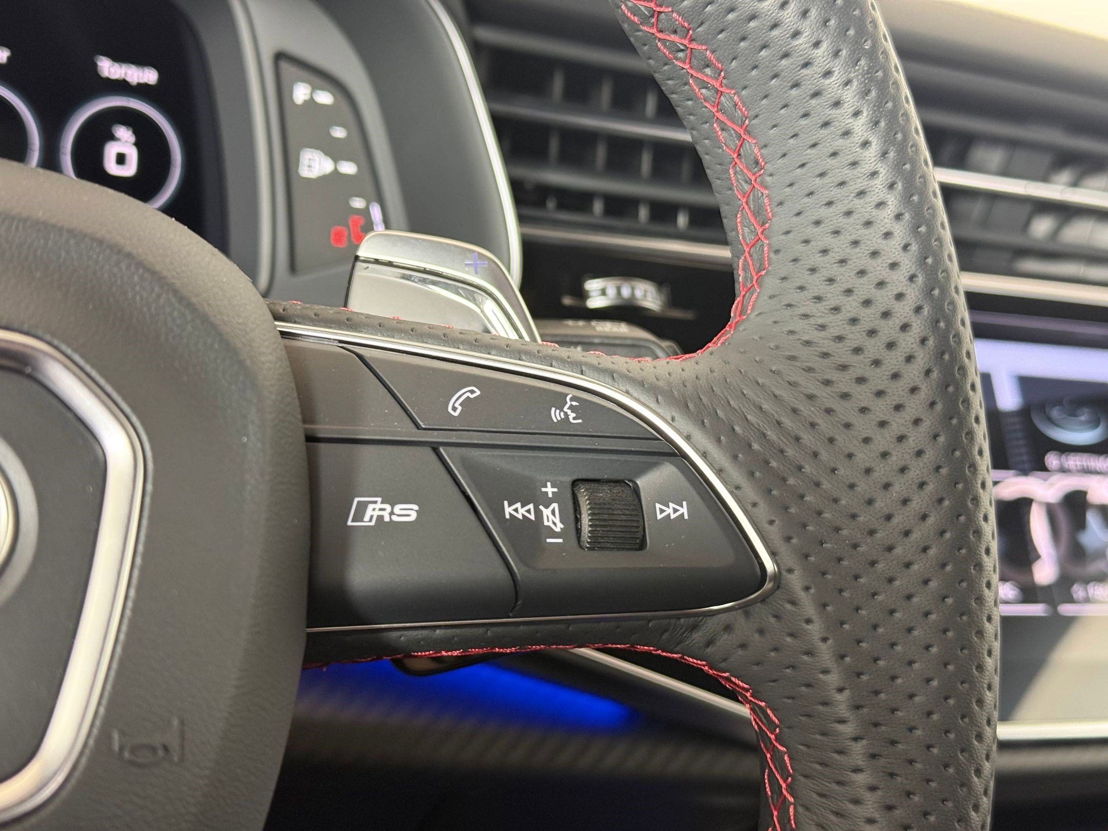 New 2026 Audi RS Q8 performance image 26