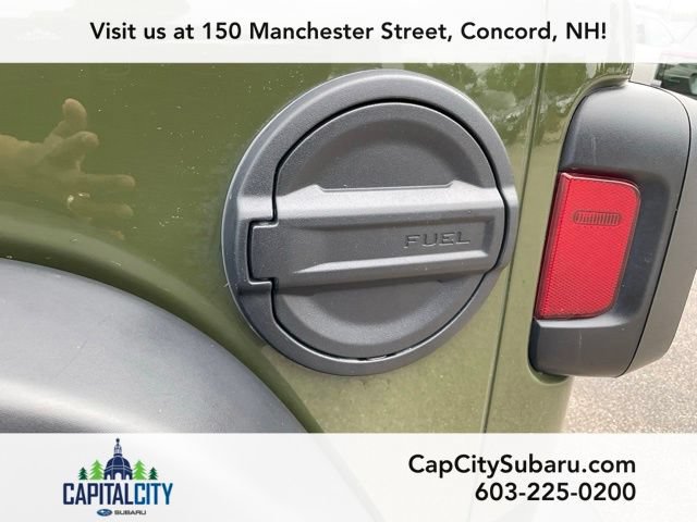Used 2024 Jeep Wrangler Unlimited AWD/4WD image 12