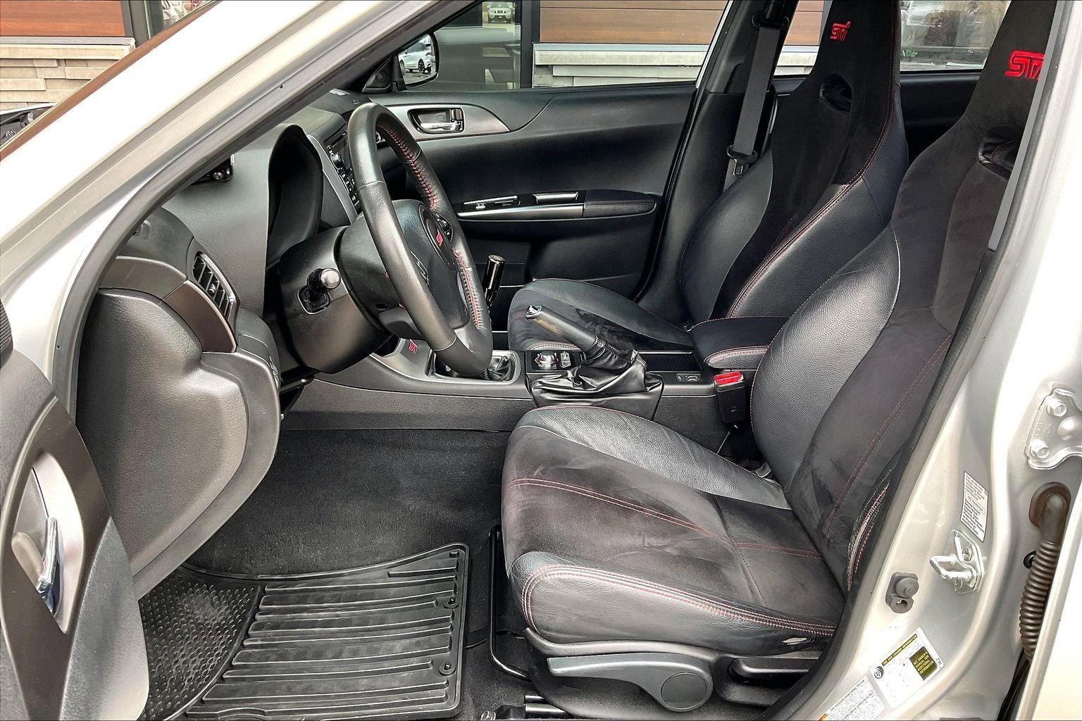 Used 2011 Subaru Impreza WRX STI image 15