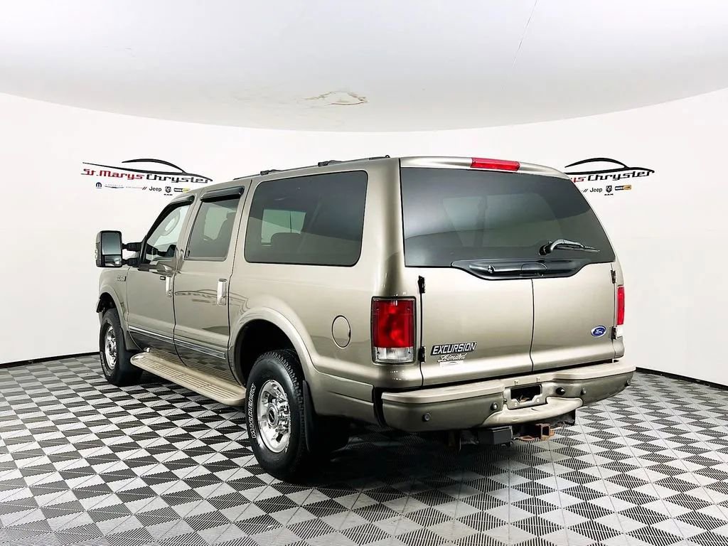 Used 2005 Ford Excursion Limited image 6