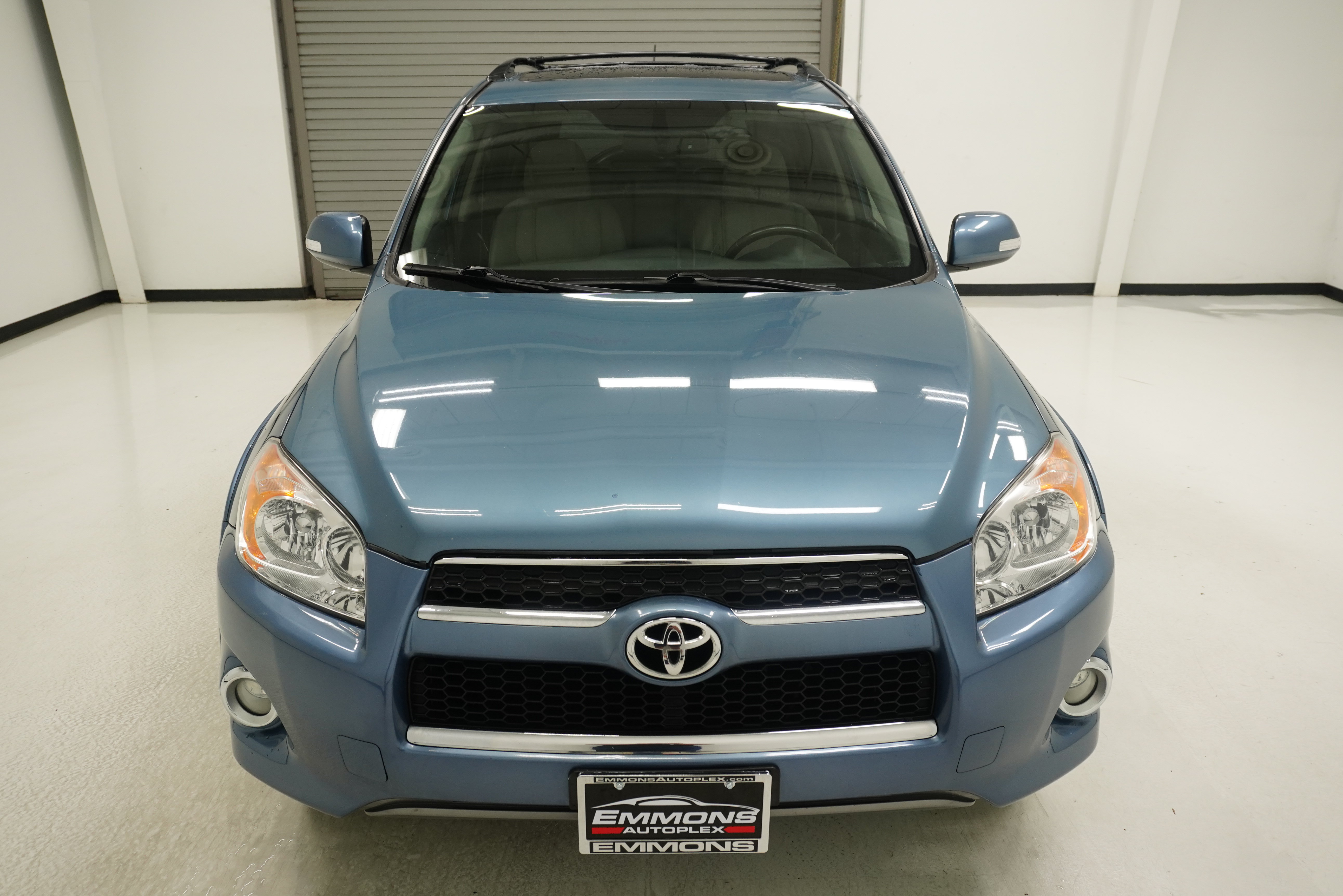 Used 2011 Toyota RAV4 Limited w/ Limited Extra Value Pkg FWD image 2