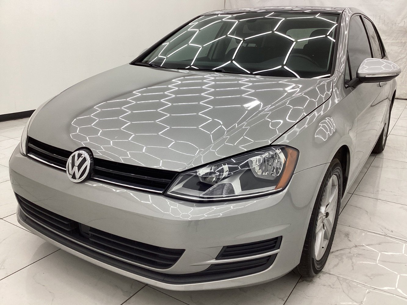 Used 2017 Volkswagen Golf Wolfsburg Edition image 1