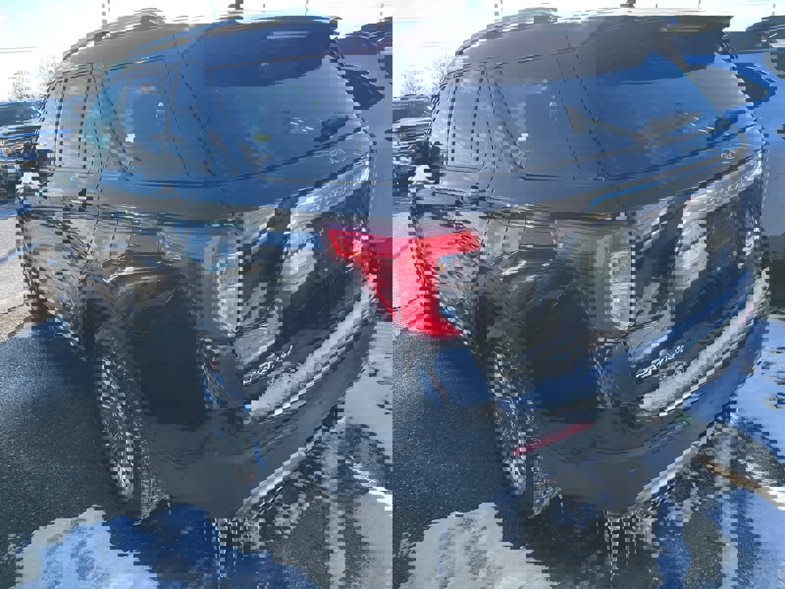 Used 2020 Ford Explorer Platinum w/ Premium Technology Package image 8