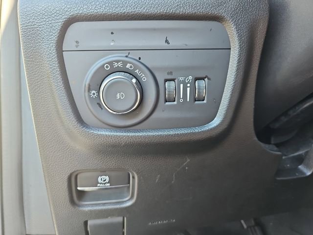 Used 2023 Jeep Grand Cherokee L Limited image 23