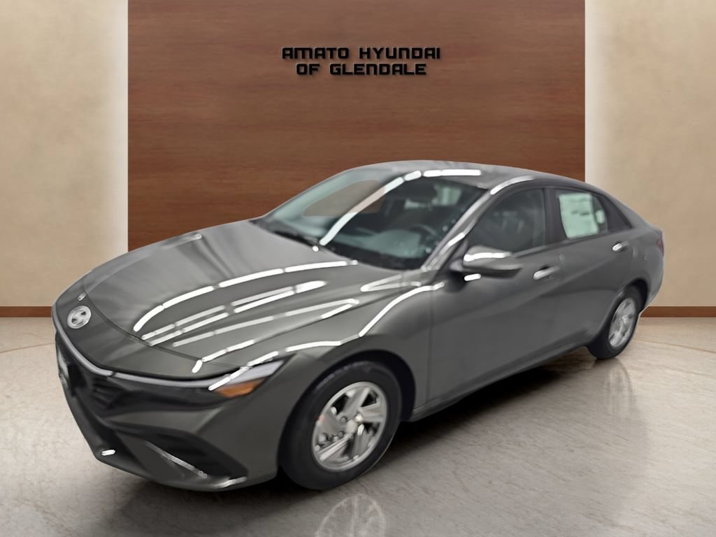New 2026 Hyundai Elantra SE
