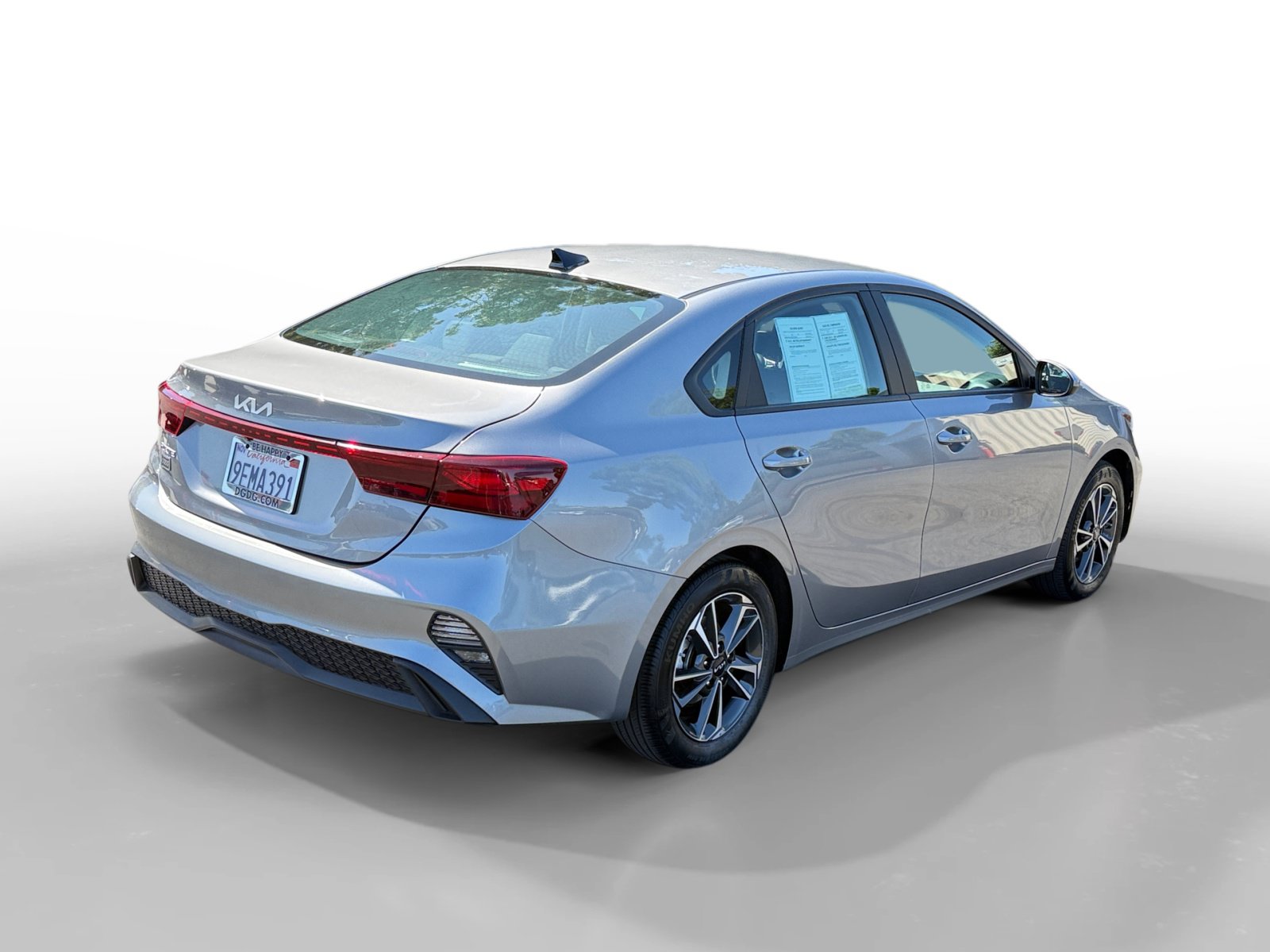 Used 2023 Kia Forte LXS FWD image 5