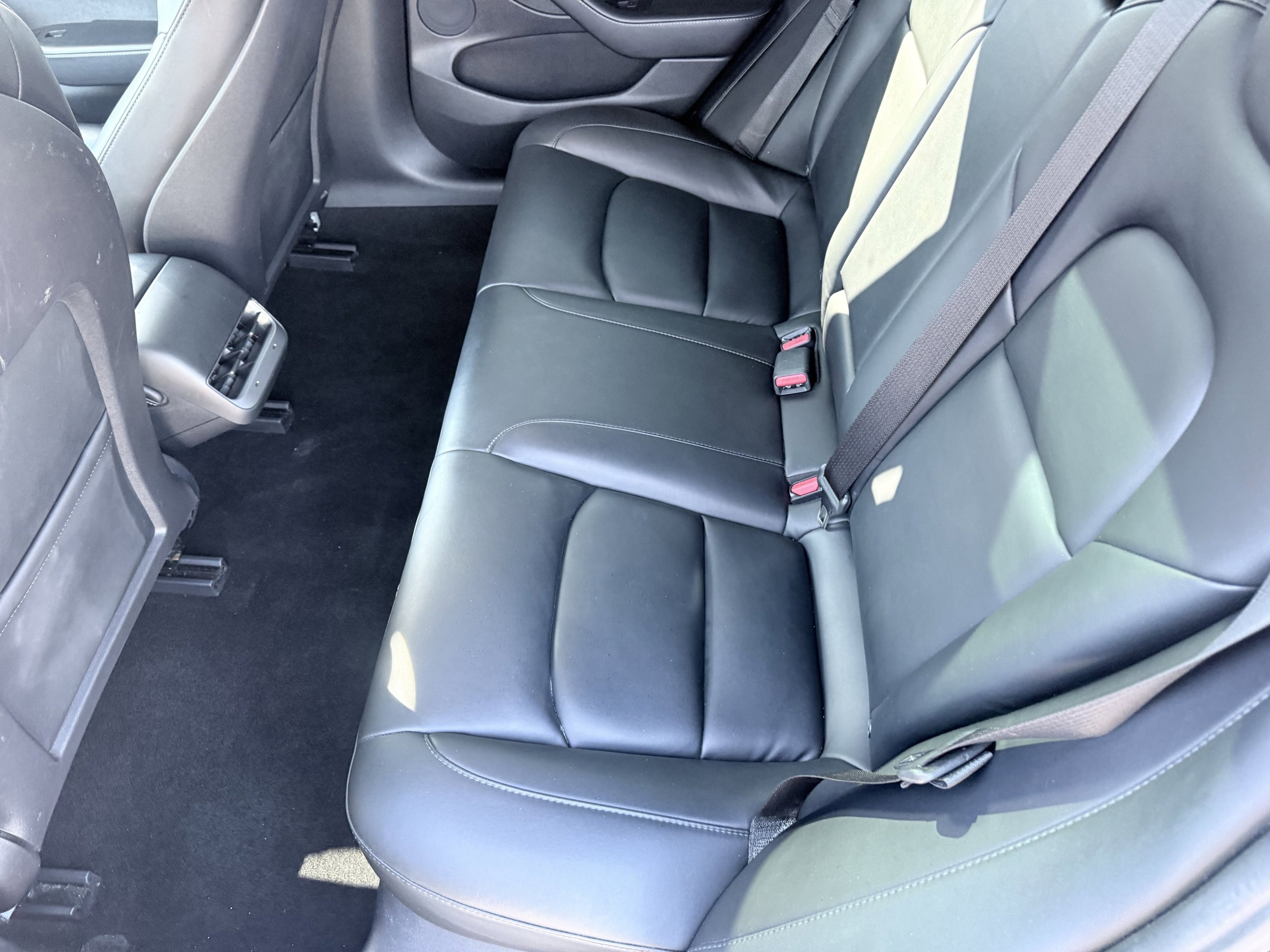 Used 2022 Tesla Model 3 Long Range image 34