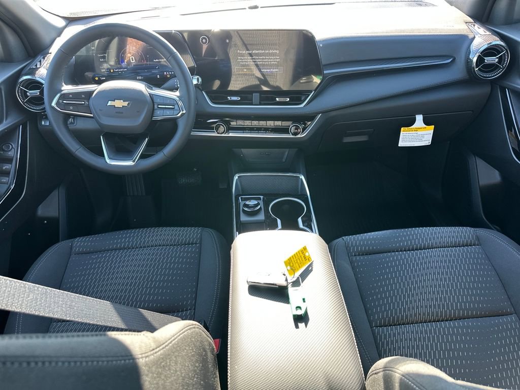 New 2026 Chevrolet Equinox LT w/ LPO, Floor Liner Package image 17