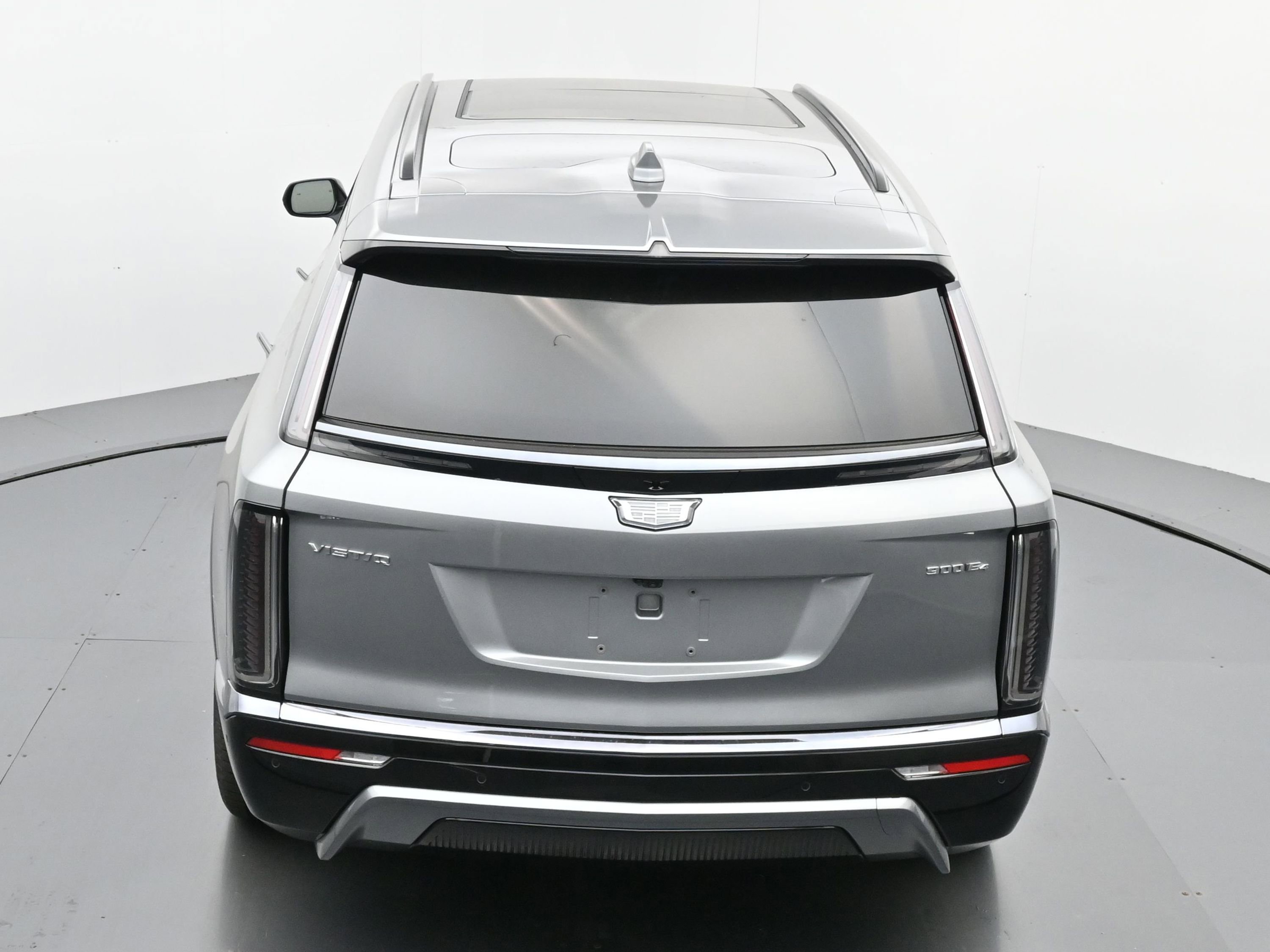 New 2026 Cadillac Vistiq Sport w/ LPO, Floor Liner Package image 26