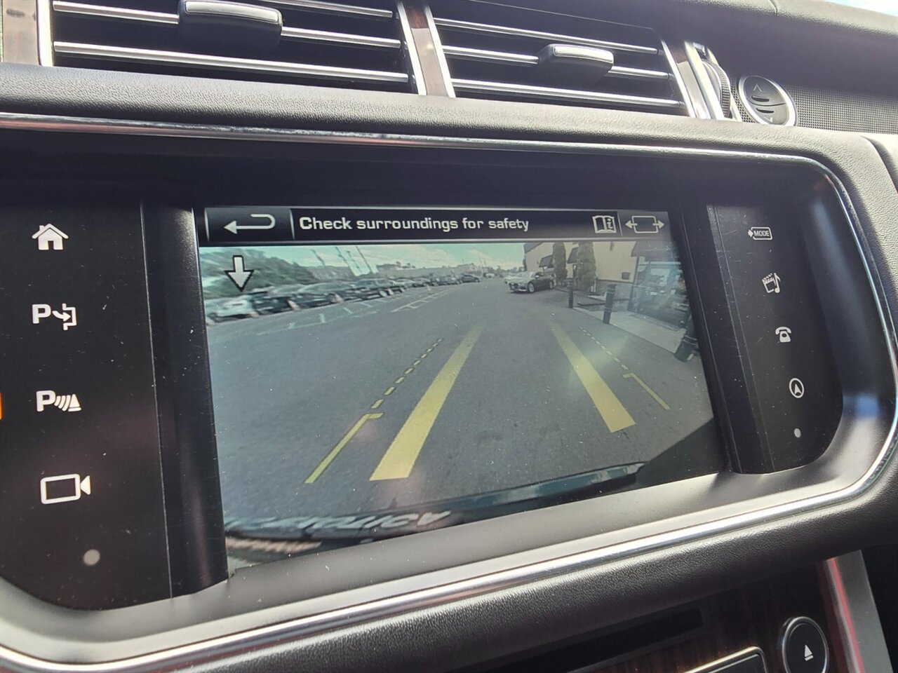 Used 2016 Land Rover Range Rover Supercharged AWD/4WD image 11