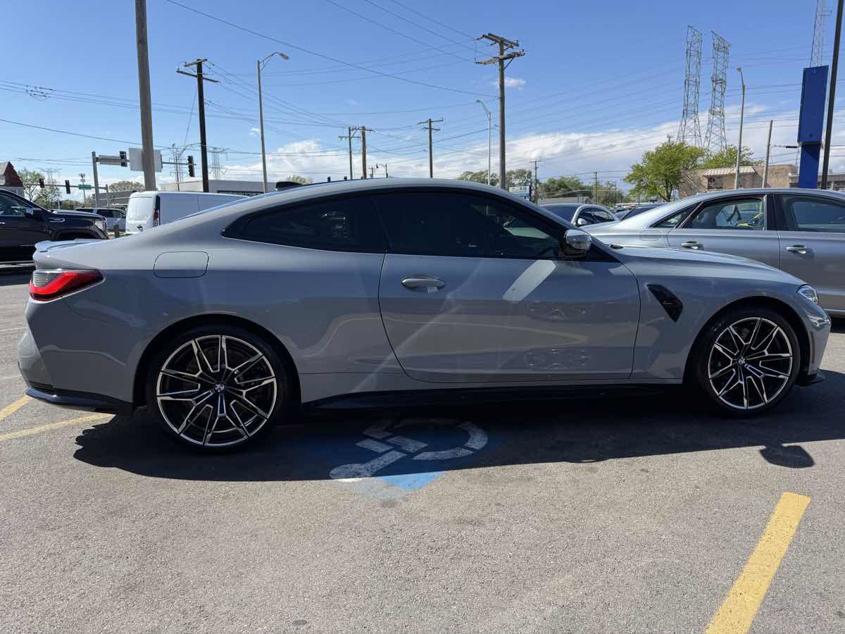 Used 2022 BMW M4 Competition w/ Executive Package RWD image 6