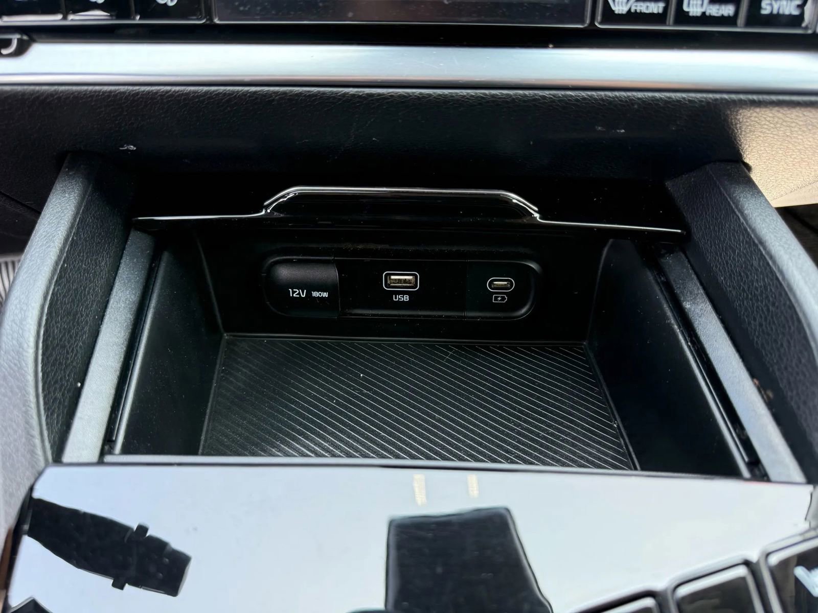 Used 2023 Kia Sportage LX image 26