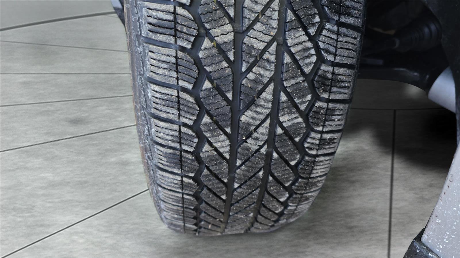 Used 2017 GMC Acadia Denali w/ Technology Package image 33