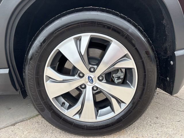 Used 2023 Subaru Ascent Premium w/ Convenience Package AWD/4WD image 9
