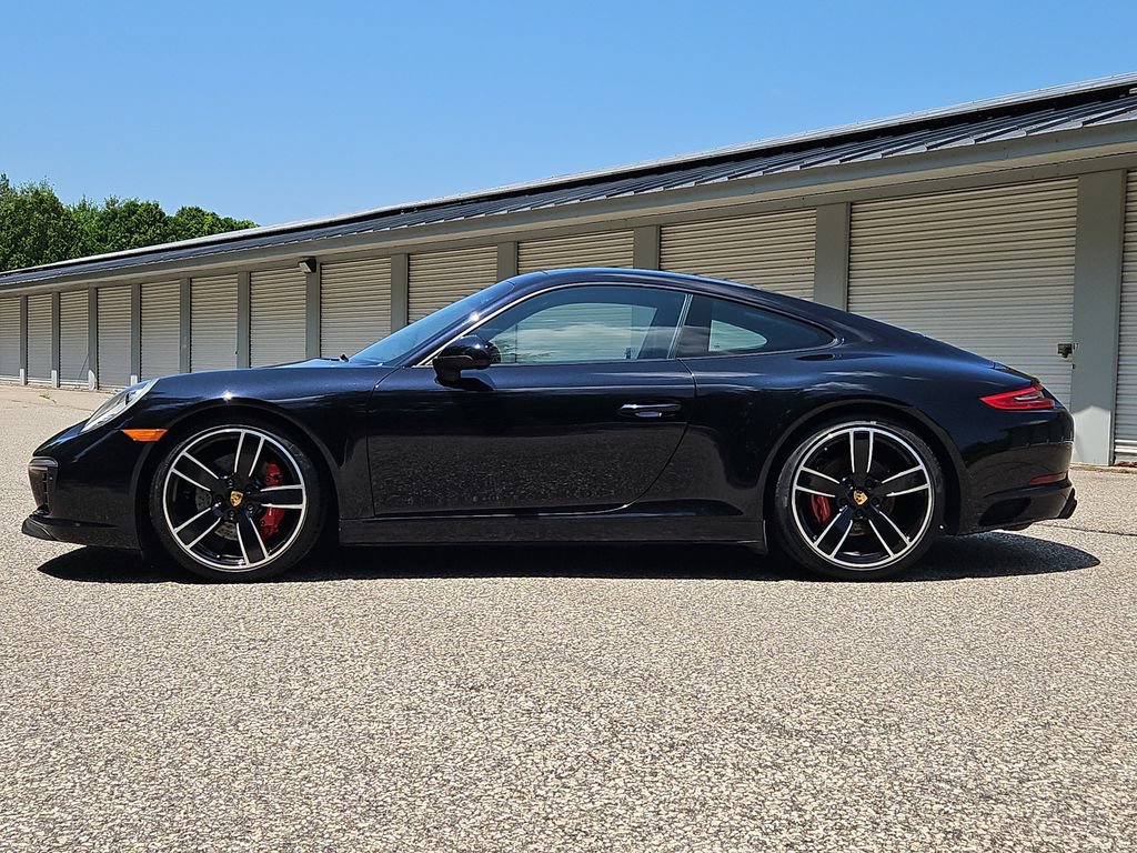 Used 2017 Porsche 911 Carrera S RWD image 2