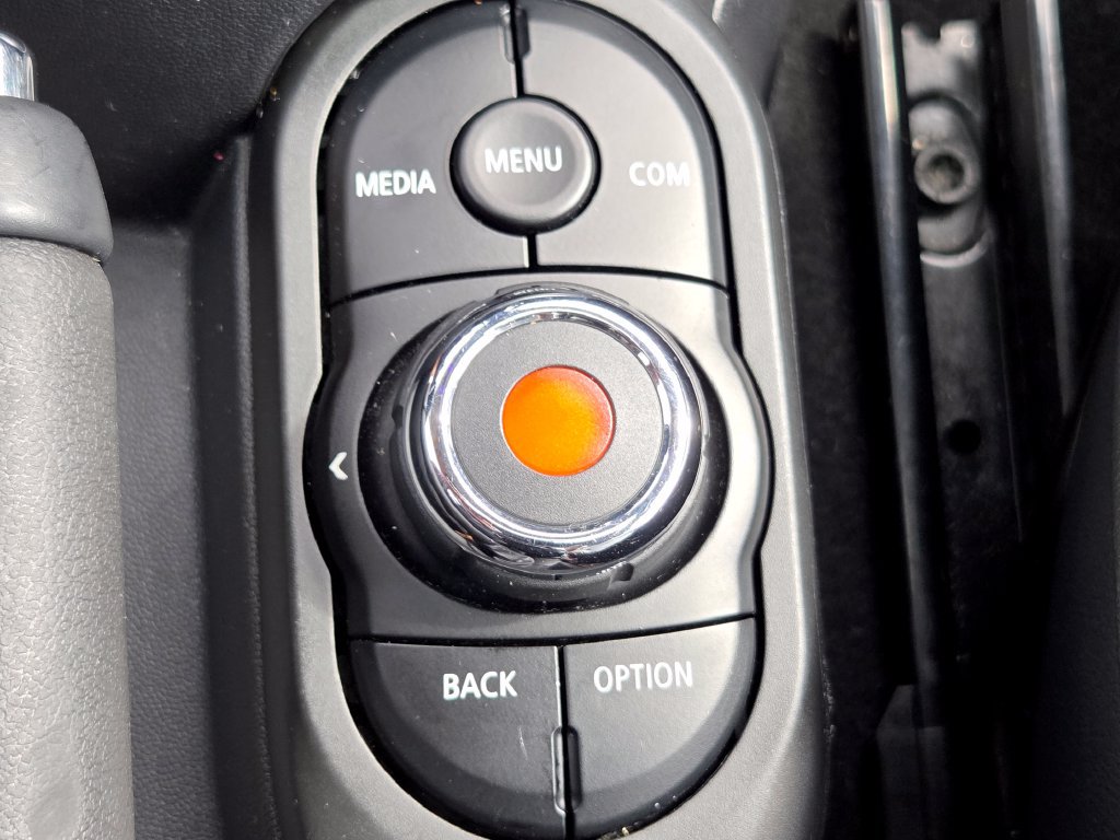 Used 2020 MINI Cooper S FWD image 6