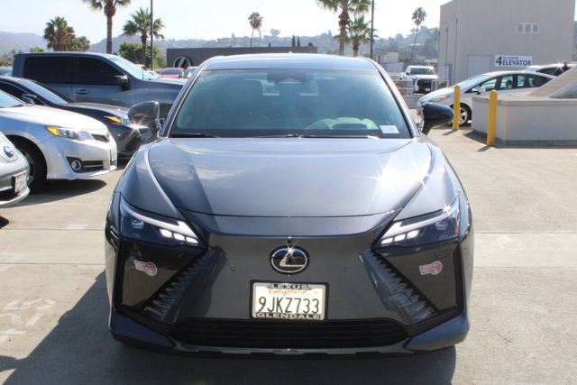Certified 2023 Lexus RZ 450e Premium w/ Technology Package AWD/4WD image 2