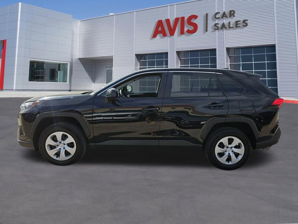 Used 2025 Toyota RAV4 LE image 2