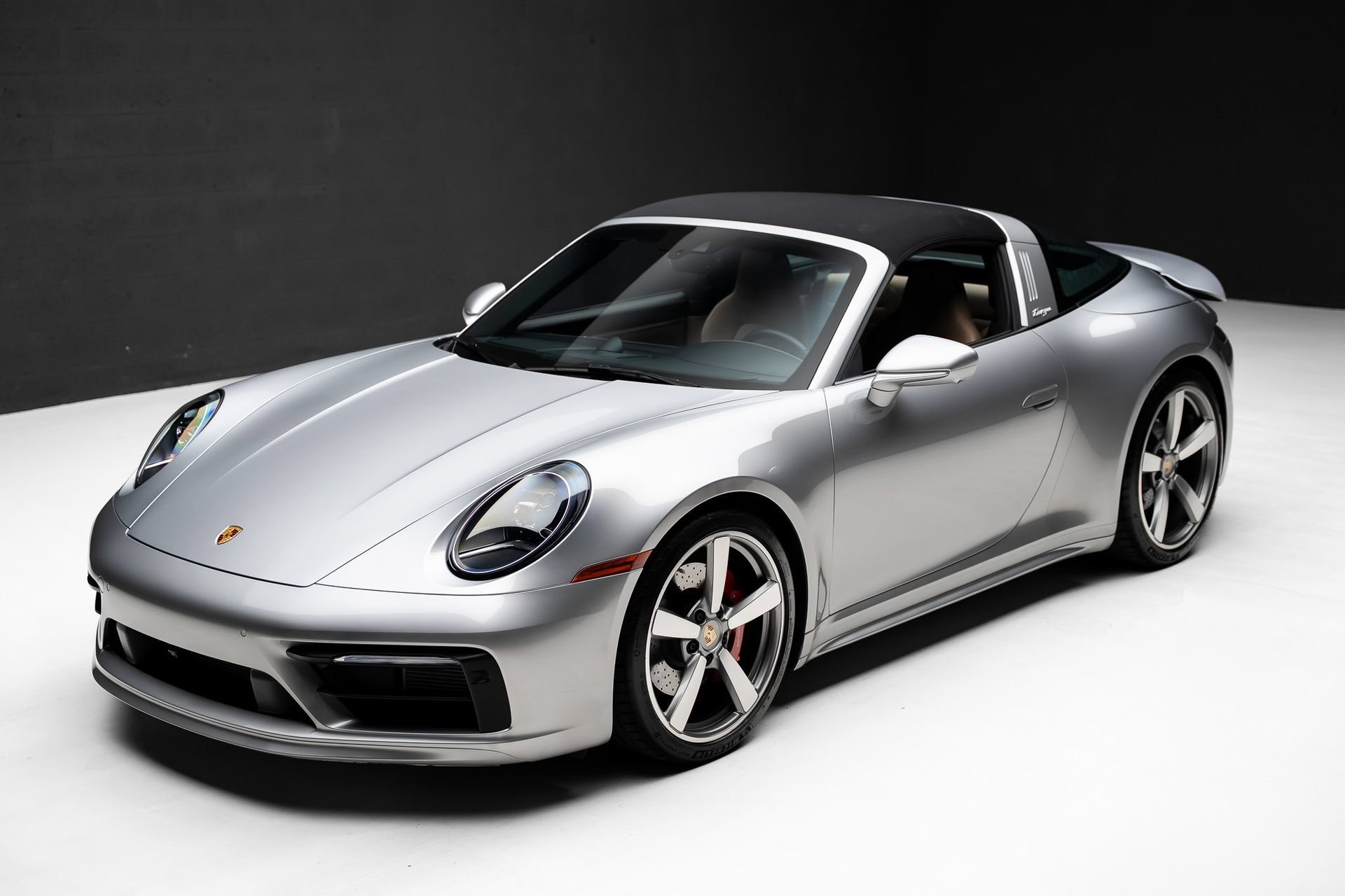 Used 2023 Porsche 911 Targa 4S AWD/4WD image 5