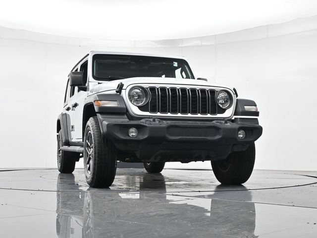 Used 2024 Jeep Wrangler Unlimited Sport AWD/4WD image 39