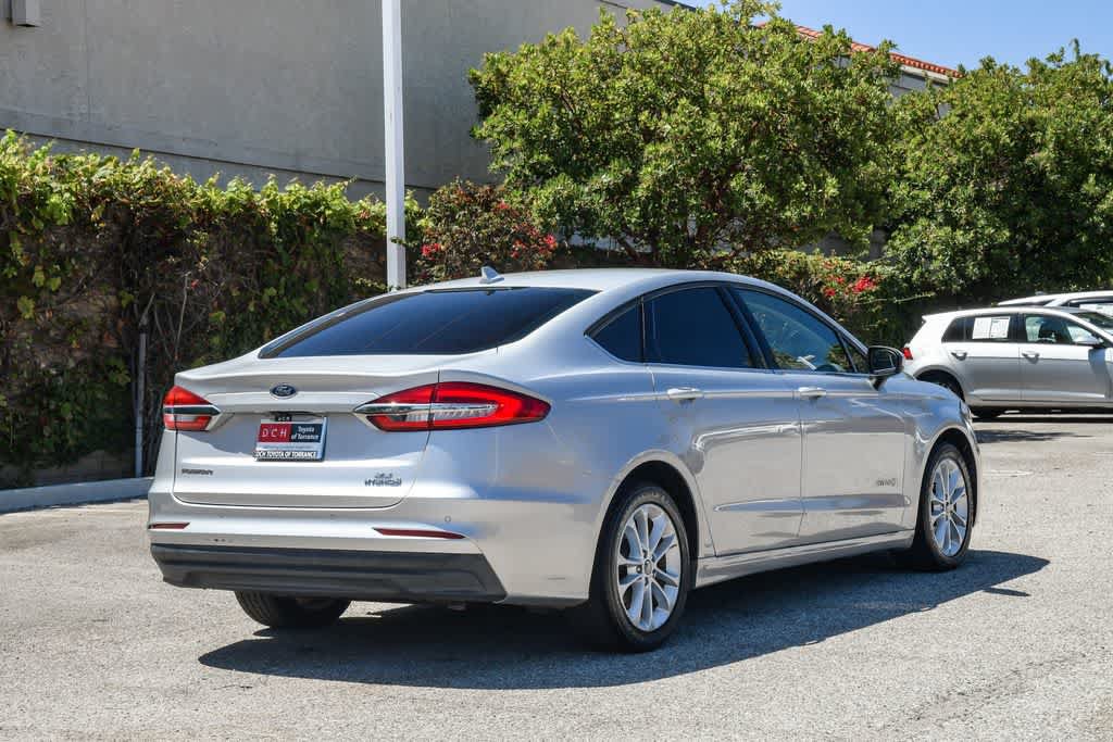 Used 2019 Ford Fusion SE FWD image 9