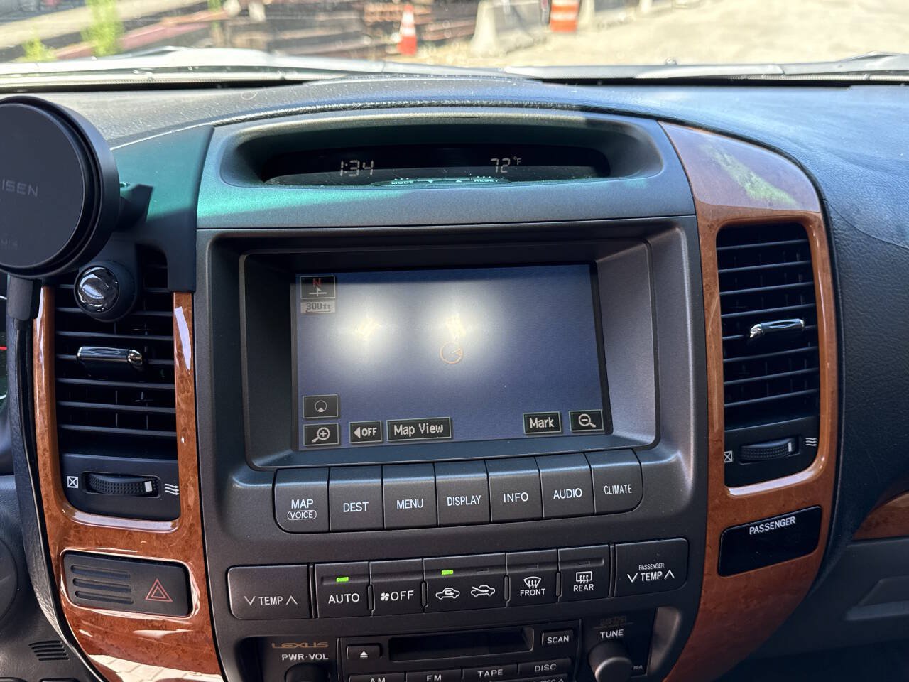 Used 2005 Lexus GX 470 AWD/4WD image 38