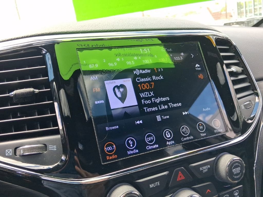 Used 2019 Jeep Grand Cherokee Limited AWD/4WD image 19