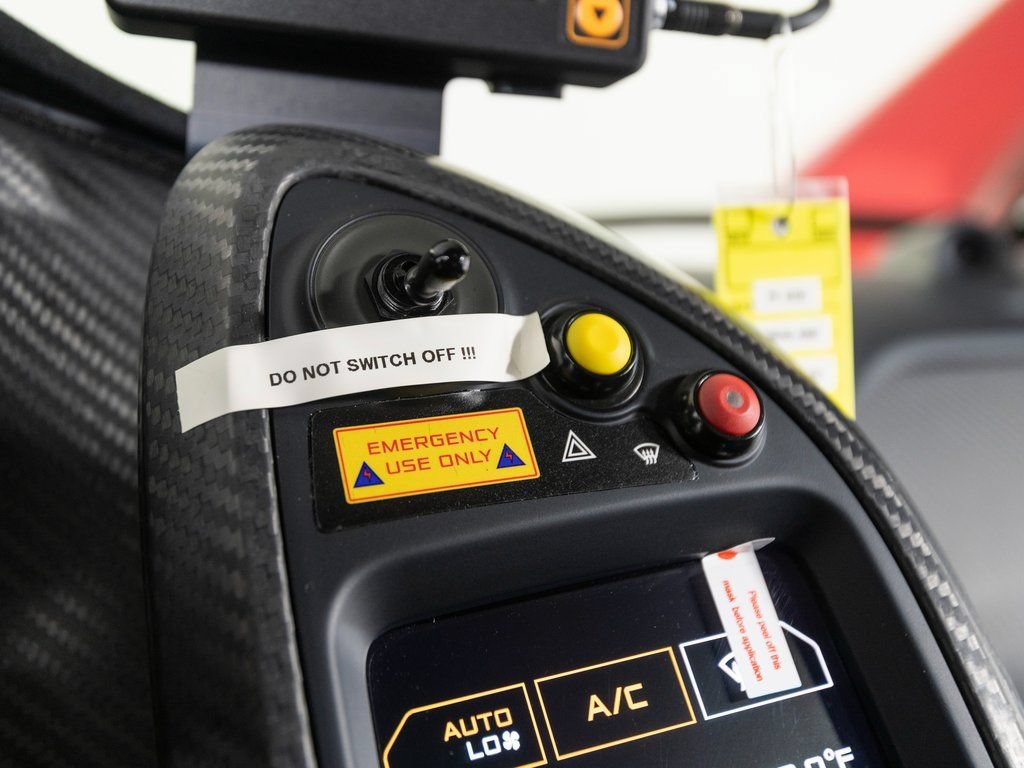 Used 2015 McLaren P1 RWD image 23