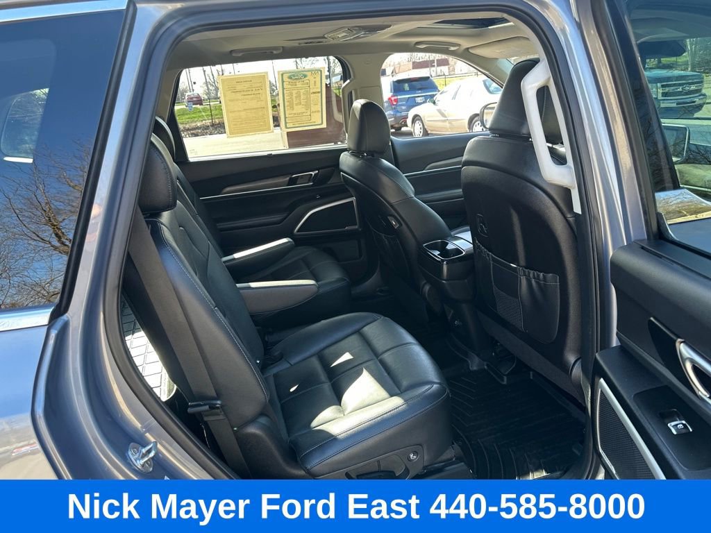 Used 2021 Kia Telluride EX w/ EX Premium Package image 16
