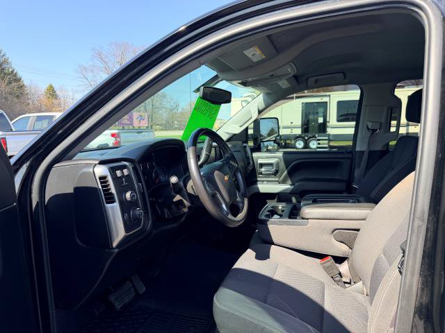 Used 2017 Chevrolet Silverado 1500 LT w/ All Star Edition AWD/4WD image 9
