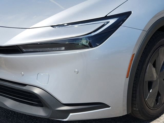 Used 2024 Toyota Prius LE image 7