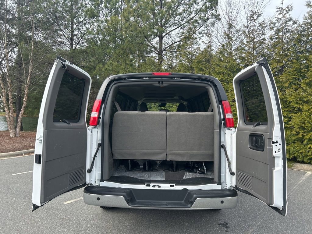 Certified 2023 Chevrolet Express 3500 LT w/ LT Preferred Equipment Group image 23