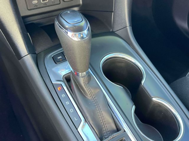 Used 2020 Chevrolet Equinox Premier AWD/4WD image 30