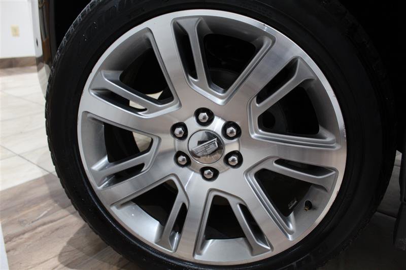 Used 2017 Cadillac Escalade Luxury AWD/4WD image 12