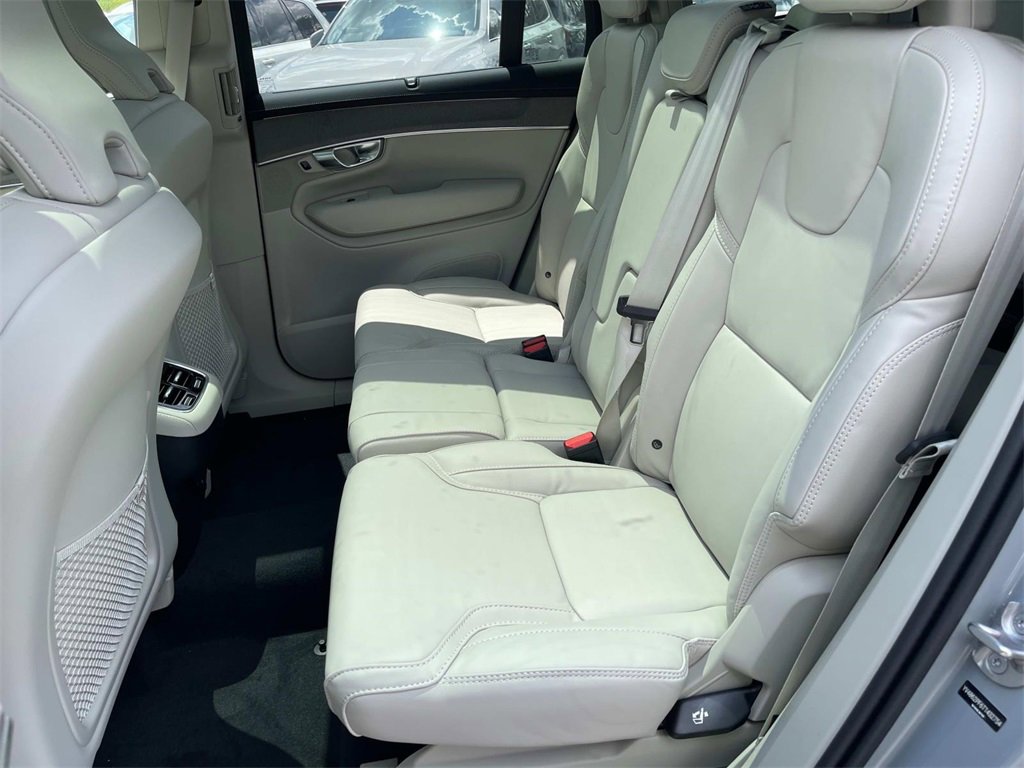 New 2026 Volvo XC90 B6 Ultra image 17