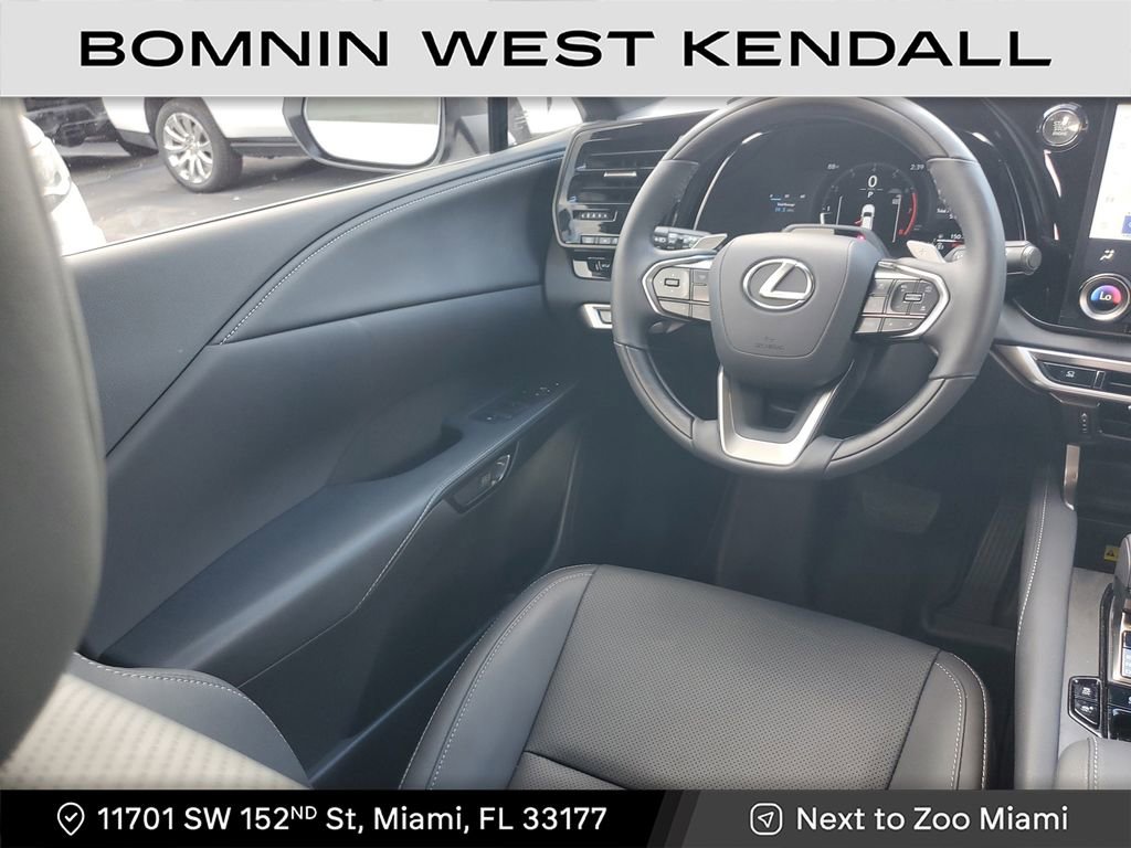 Used 2025 Lexus RX 350 AWD image 16