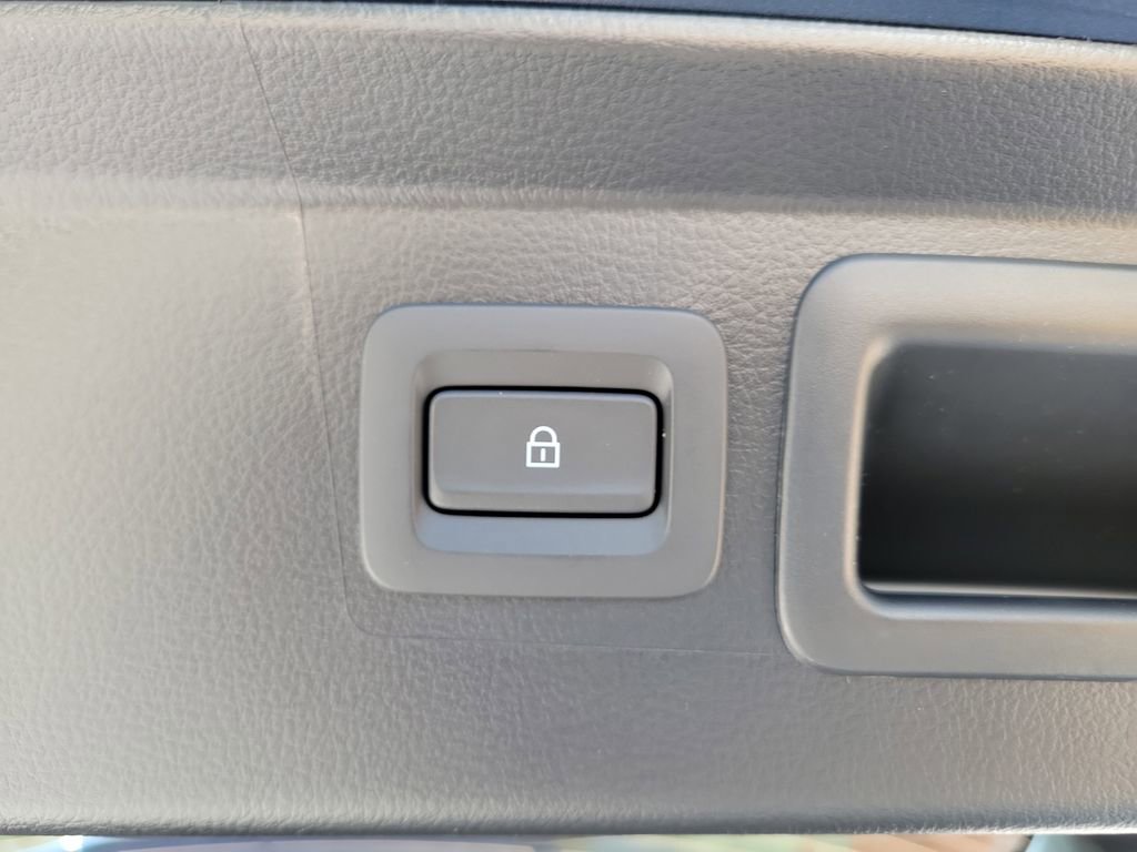 New 2026 MAZDA CX-50 AWD 2.5 S w/ Cargo Package image 10