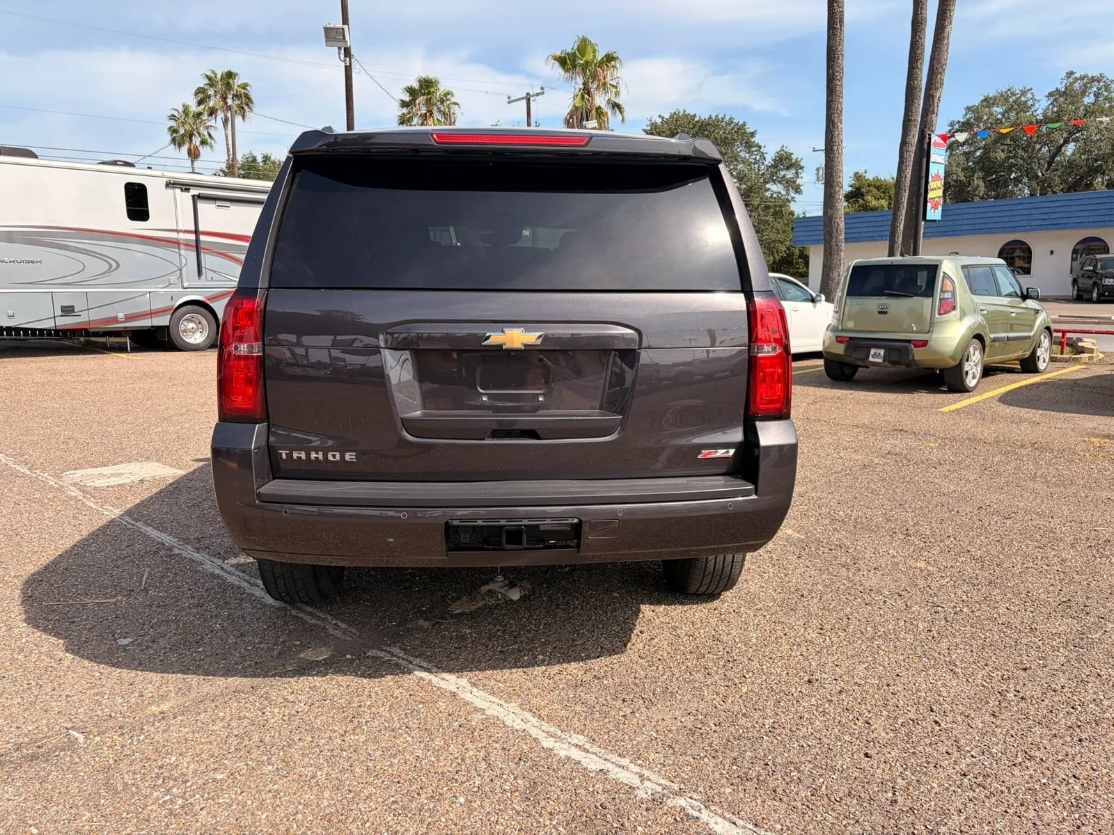 Used 2018 Chevrolet Tahoe LT AWD/4WD image 6