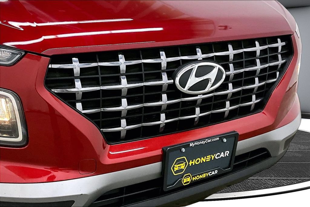 Used 2023 Hyundai Venue SEL FWD image 30