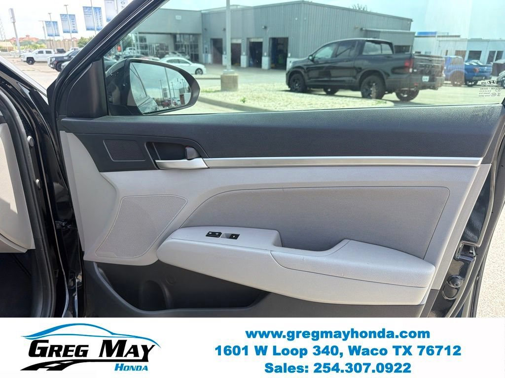 Used 2020 Hyundai Elantra Value Edition FWD image 28