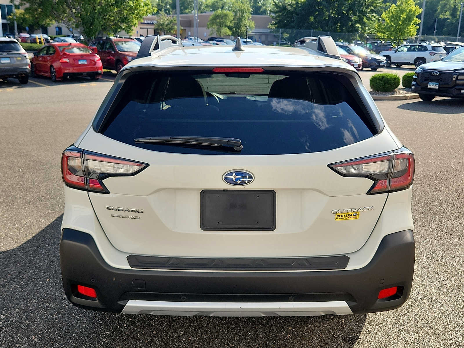 Used 2025 Subaru Outback Limited AWD/4WD image 5