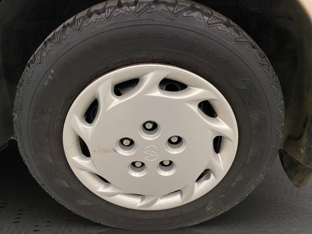 Used 1998 Toyota Camry LE FWD image 29