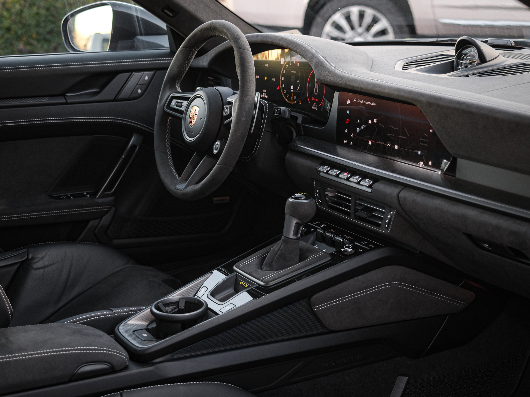 Used 2025 Porsche 911 GT3 image 39