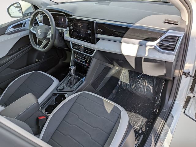 New 2026 Volkswagen Taos SE AWD/4WD image 32