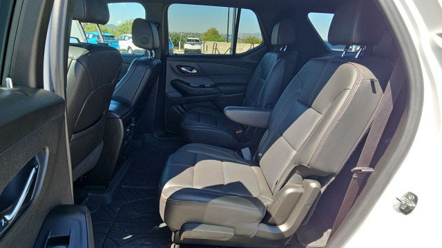 Used 2023 Chevrolet Traverse RS w/ LPO, Floor Liner Package FWD image 25