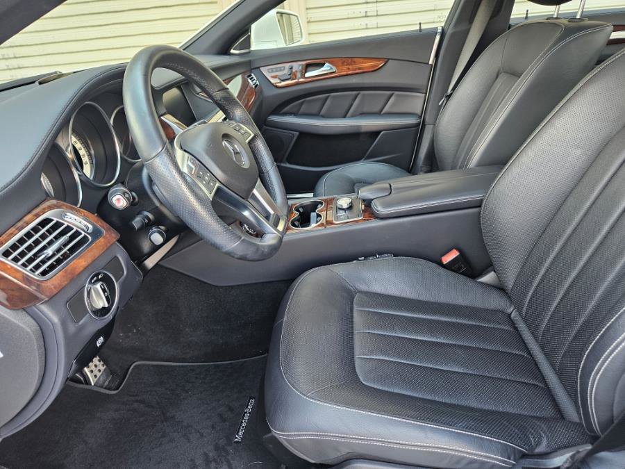 Used 2014 Mercedes-Benz CLS 550 4MATIC image 7